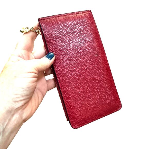 Slim red pebbled leather card wallet snaps closed zipper coin pocket cash slot - Picture 3 of 8